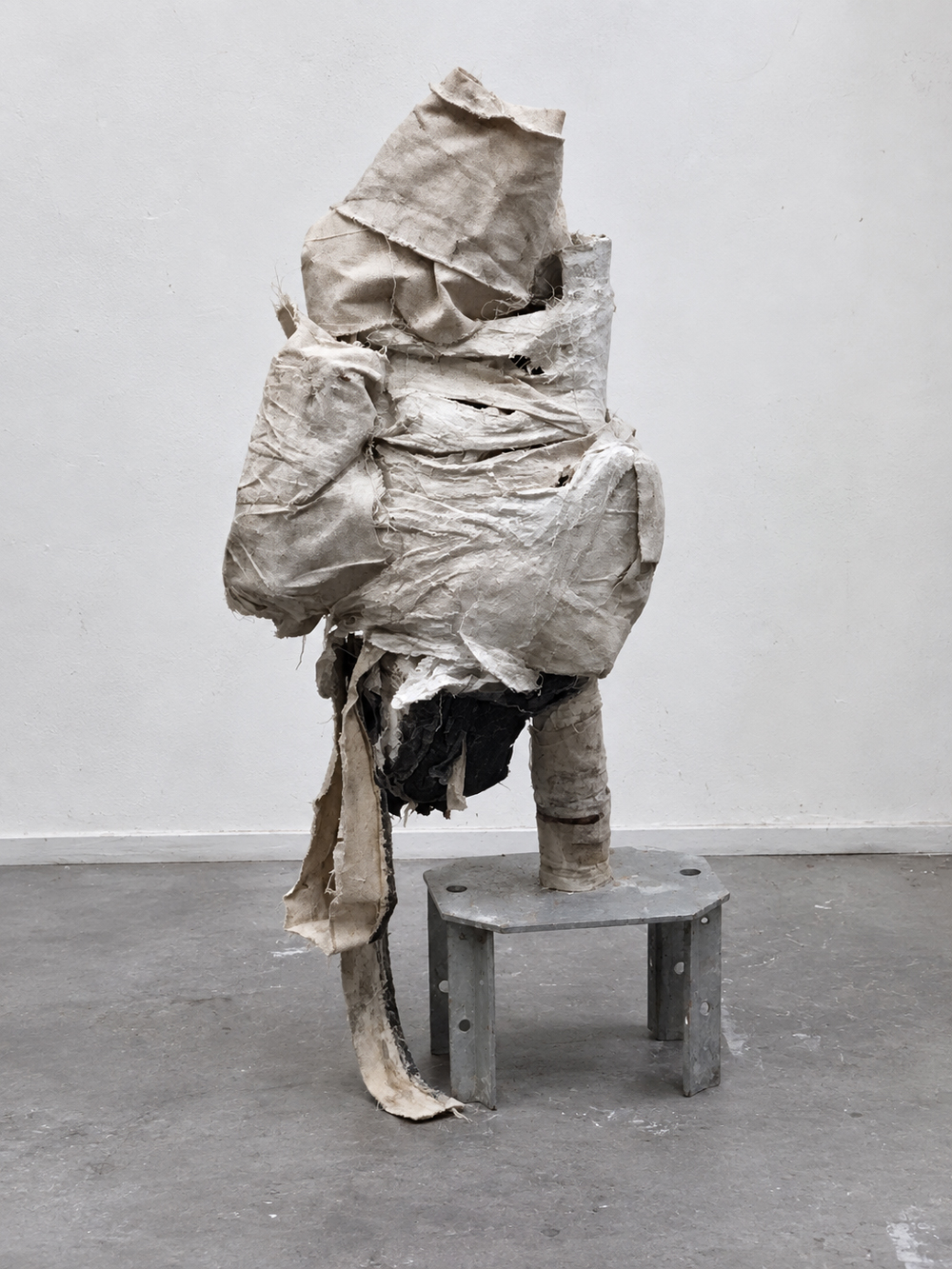 You are currently viewing Portrait | 2023